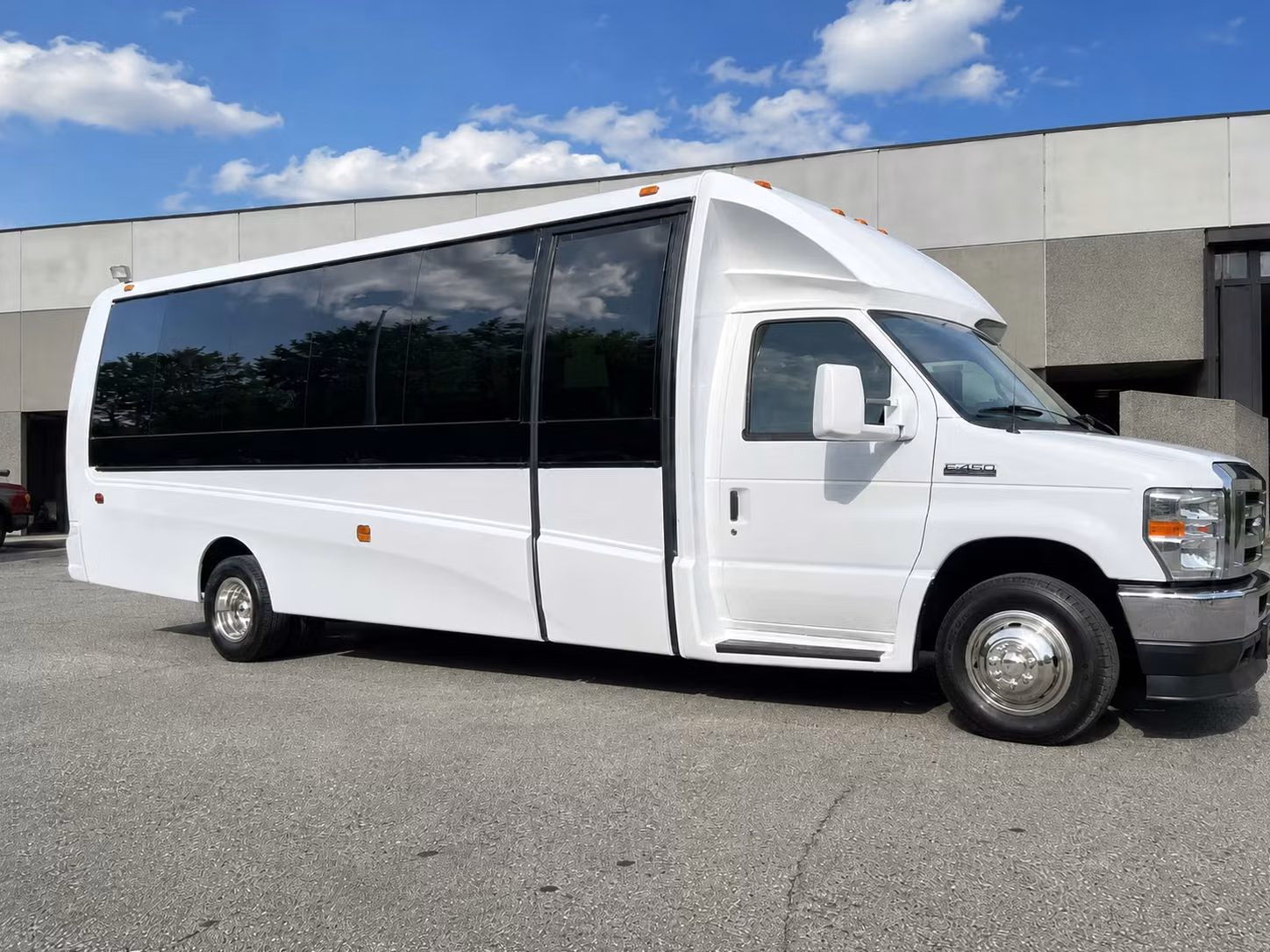 18 passenger minibus