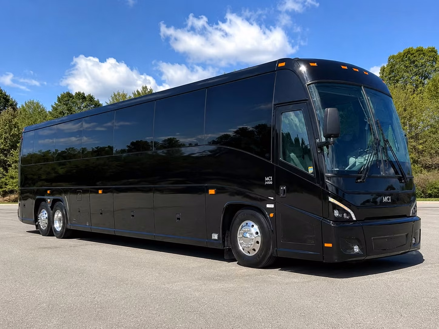 make your buffalo wedding day stress free with a private shuttle bus
