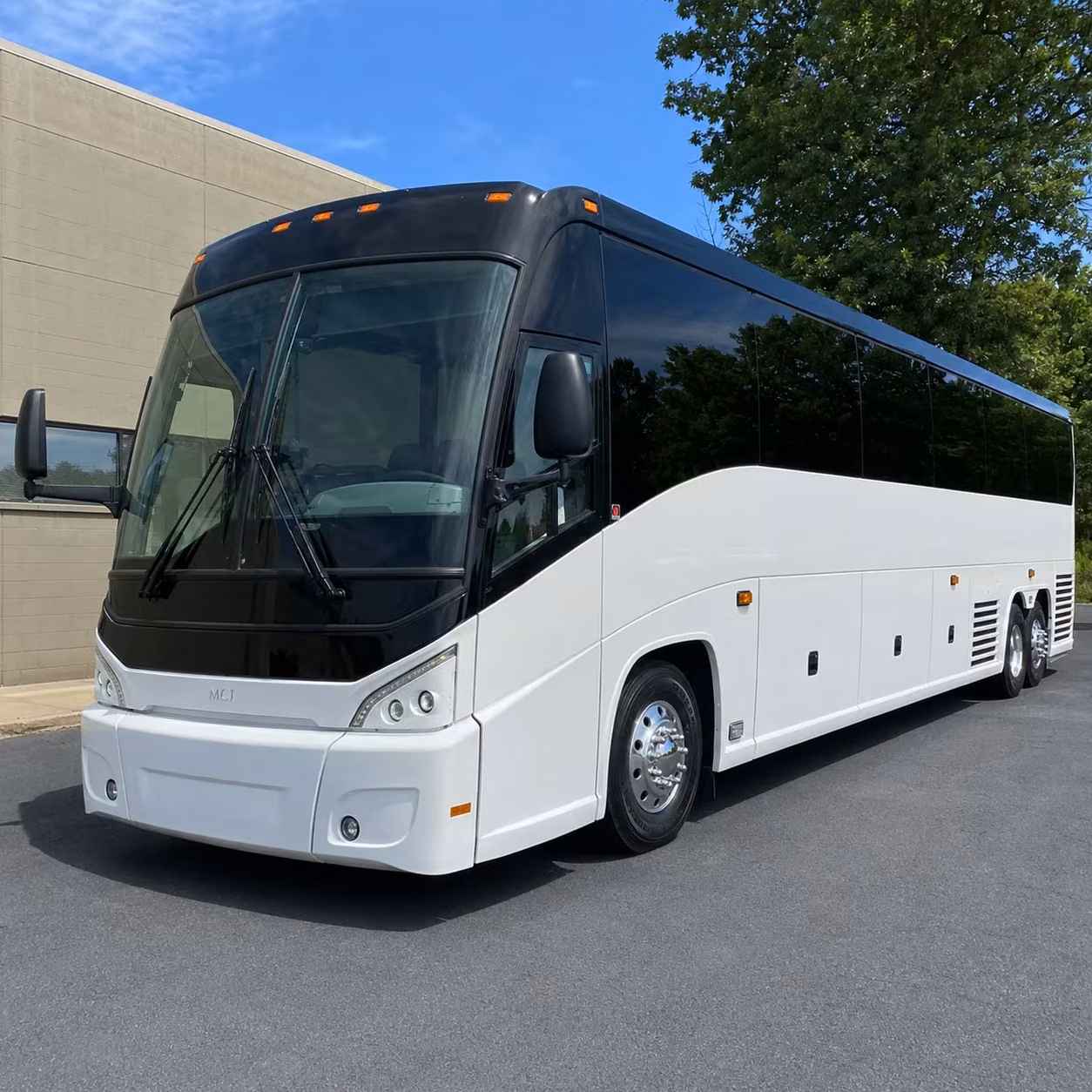 multi day charter bus rentals for buffalo groups traveling far